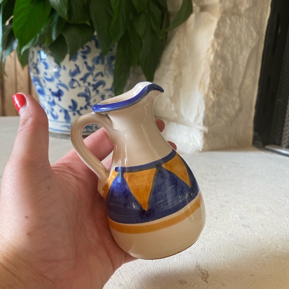 Hand Painted Pottery - Picture 4 of 6